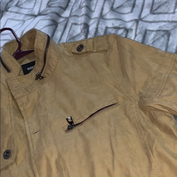 Jacket - Picture 2 of 4